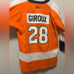 13 Signatures Flyers Jersey! Youth size L/XL